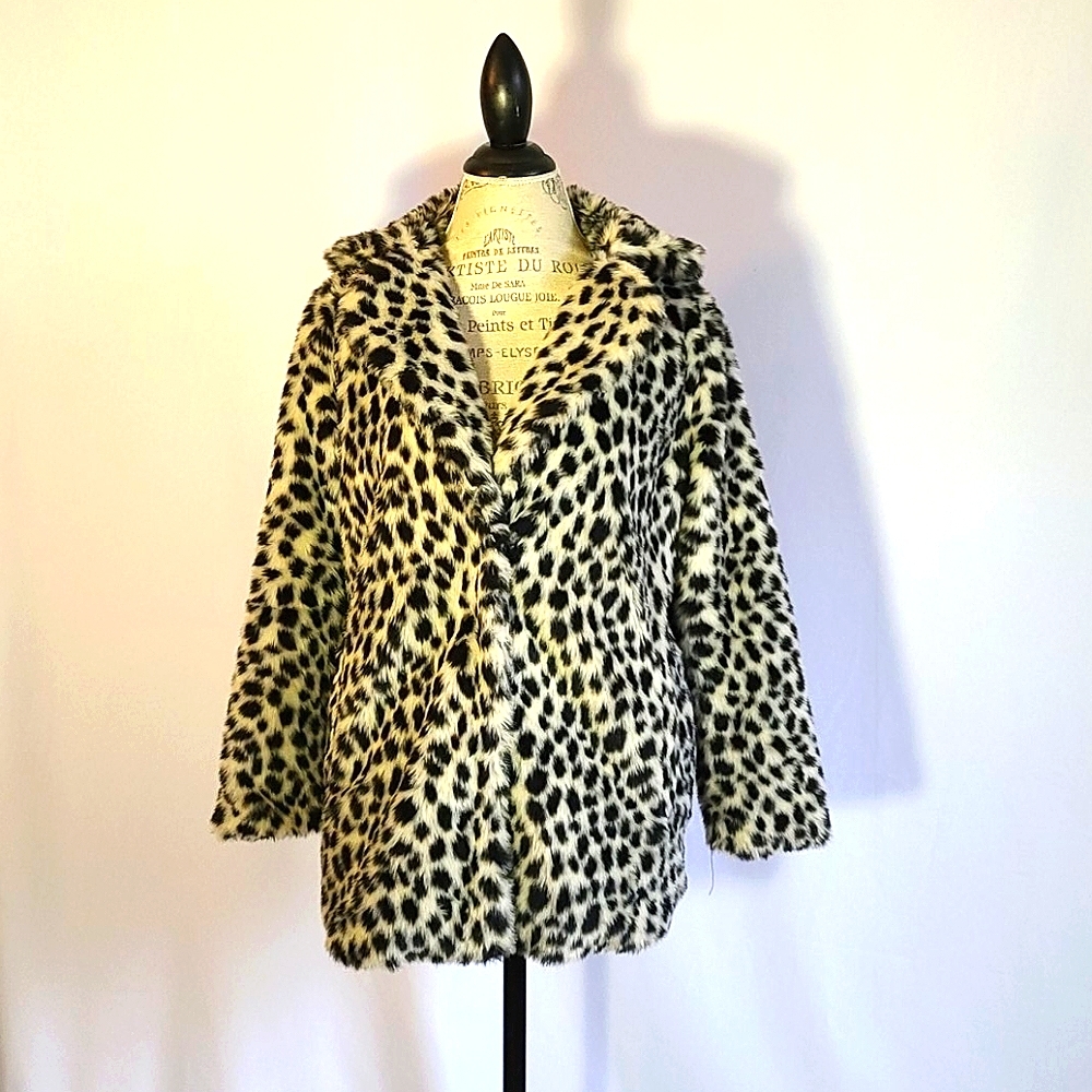 Billabong Faux Fur Cheetah Print Jacket Small